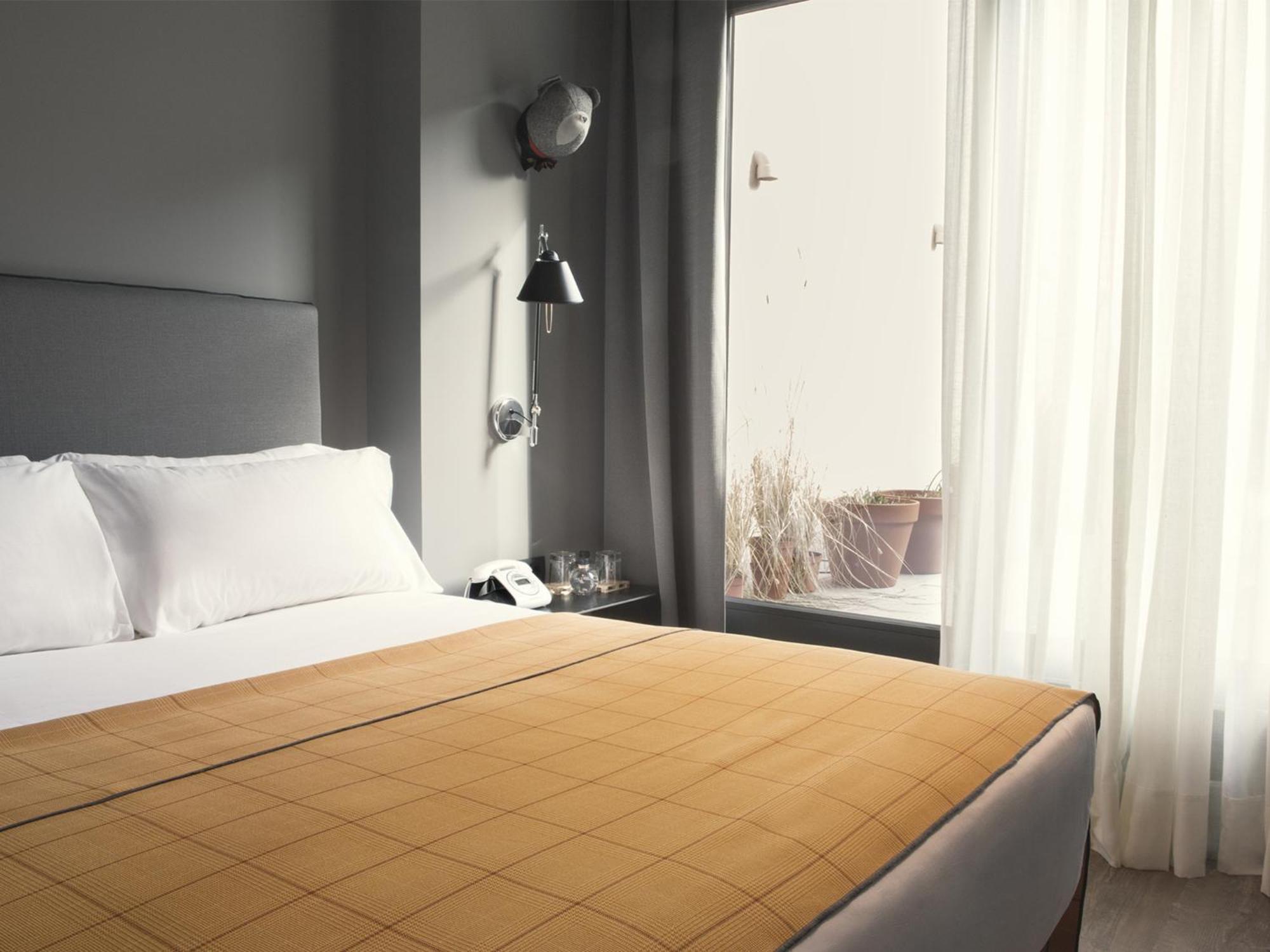 Yurbban Trafalgar Hotel Barcelona Phòng bức ảnh