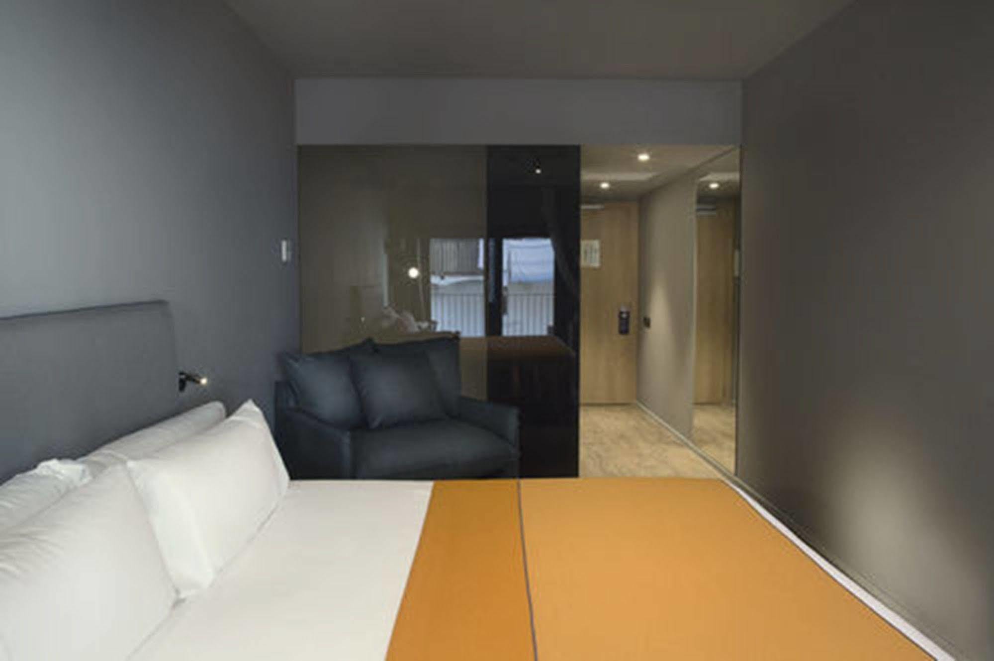 Yurbban Trafalgar Hotel Barcelona Ngoại thất bức ảnh