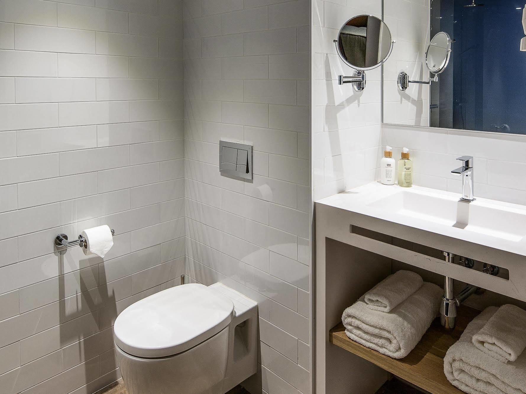 Yurbban Trafalgar Hotel Barcelona Ngoại thất bức ảnh
