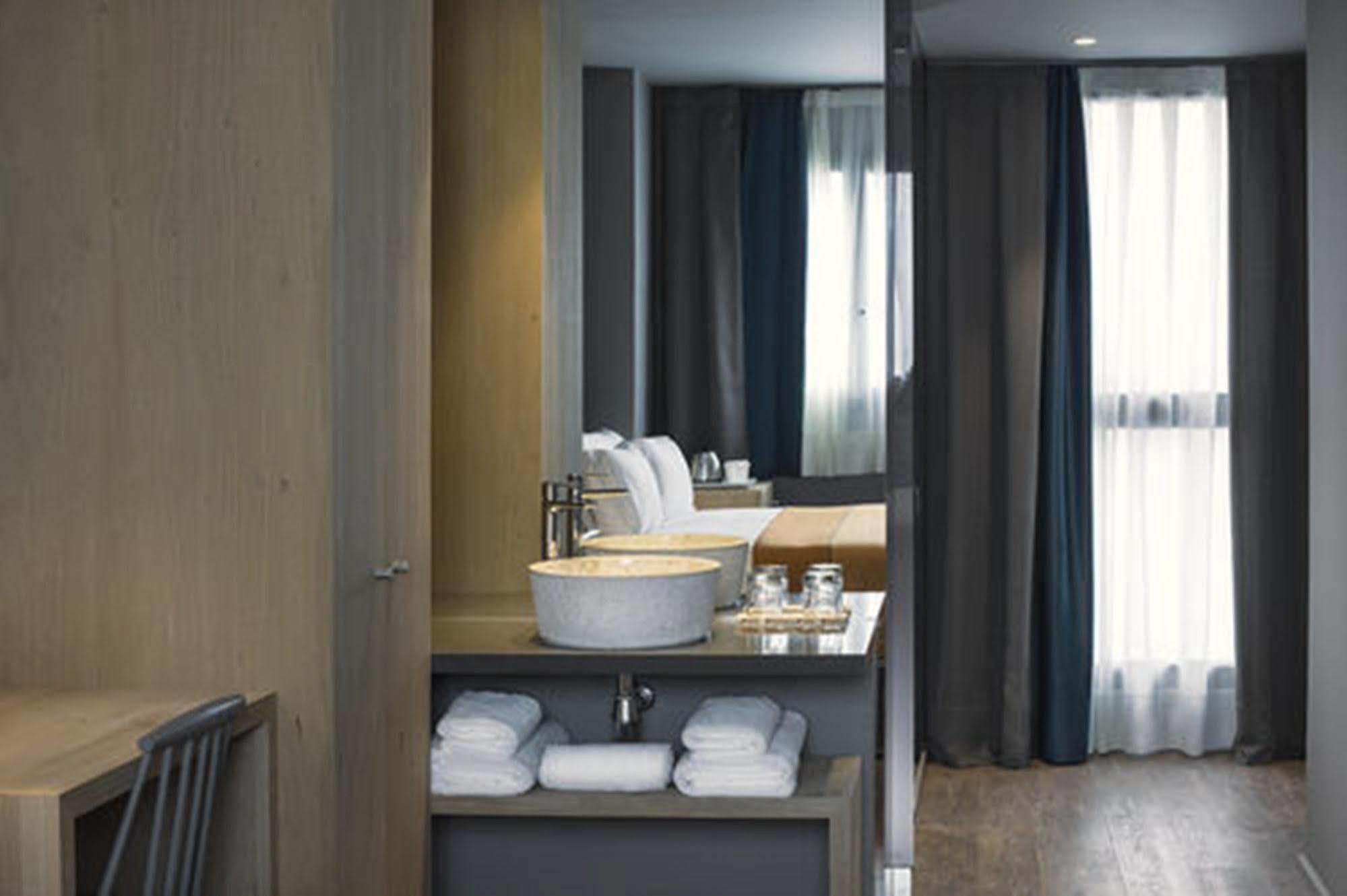 Yurbban Trafalgar Hotel Barcelona Ngoại thất bức ảnh