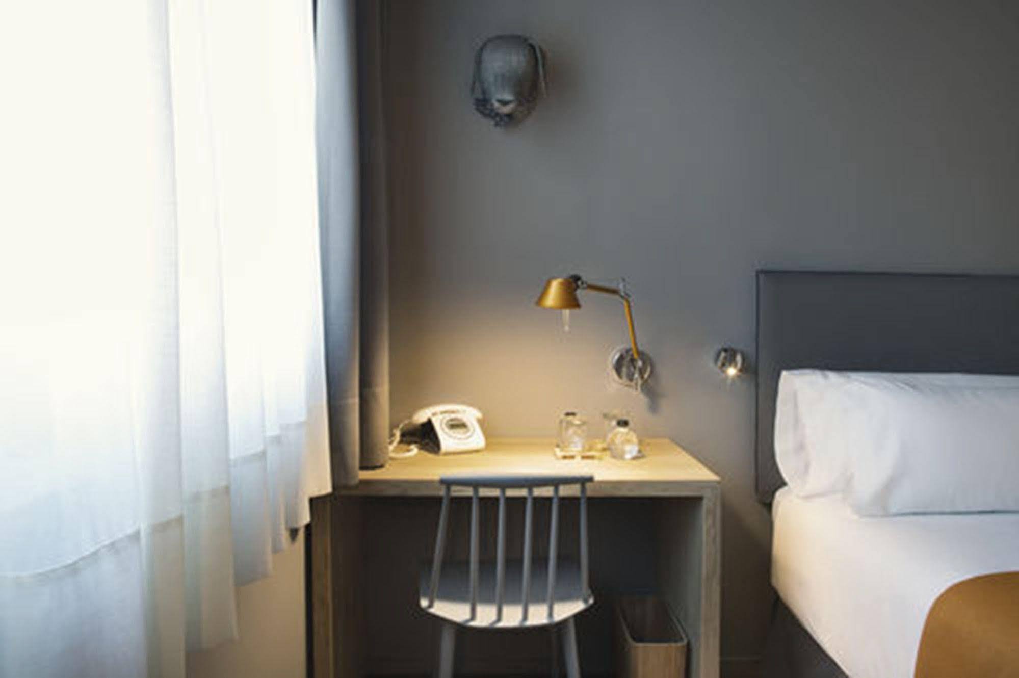 Yurbban Trafalgar Hotel Barcelona Ngoại thất bức ảnh