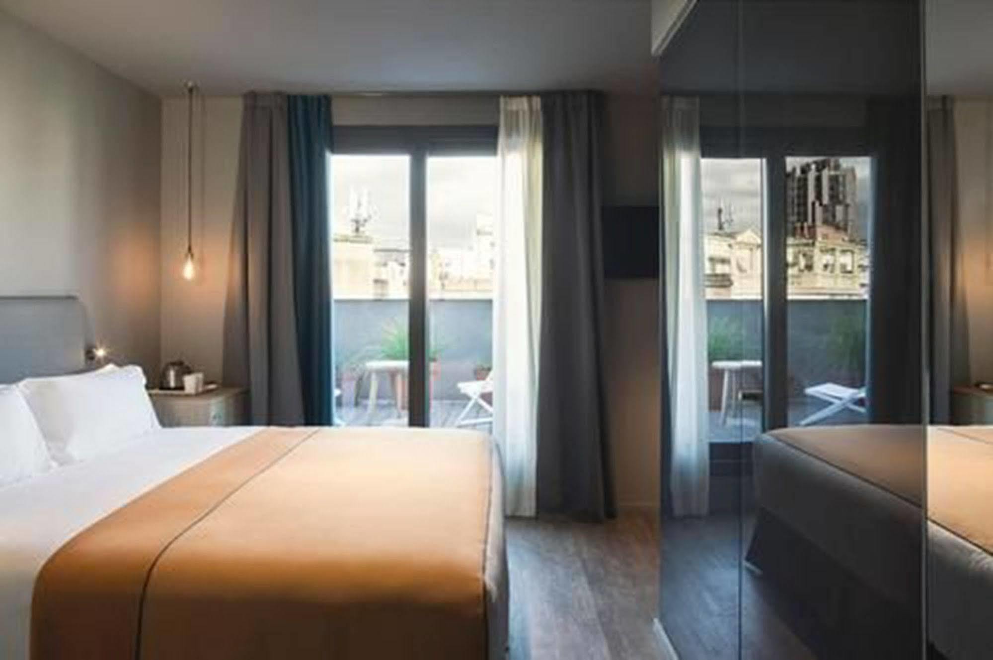 Yurbban Trafalgar Hotel Barcelona Ngoại thất bức ảnh